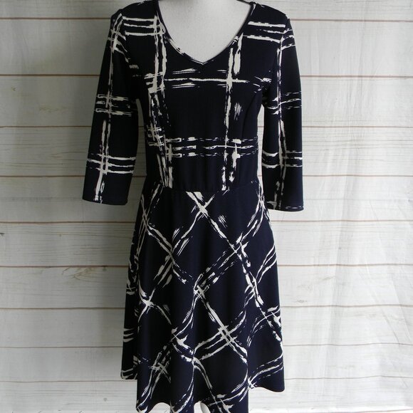 KAKTUS NAVY BLUE/WHITE 3/4 SLEEVE V-NECK CLASSIC ARTSY GEOMETIRC DRESS SZ XS - Picture 1 of 3